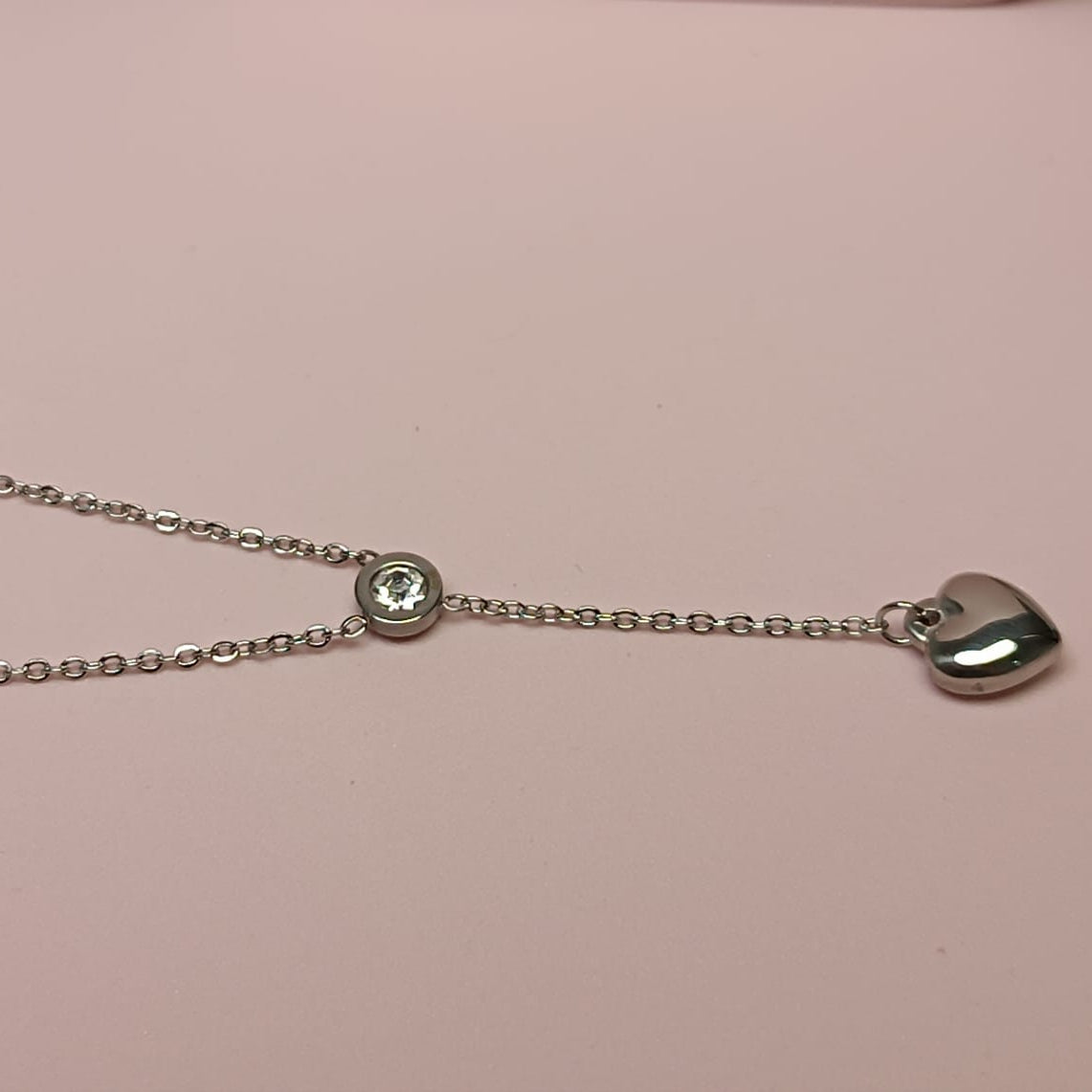 CORBATERO ZIRCONIA CORAZON PLATEADO
