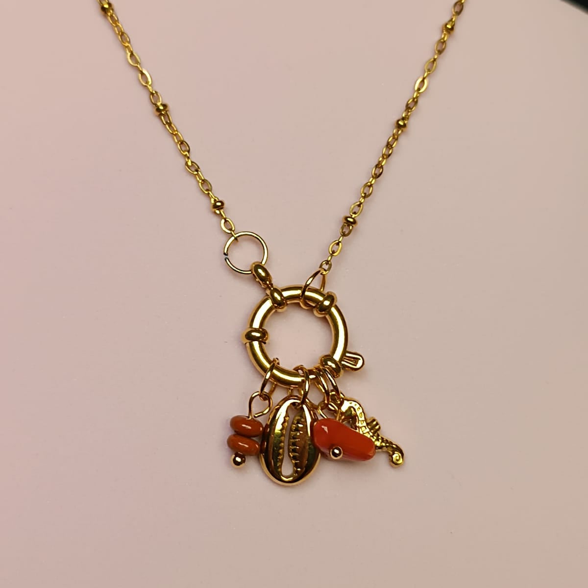 COLLAR CABALLITO DE MAR Y CORAL ROJO