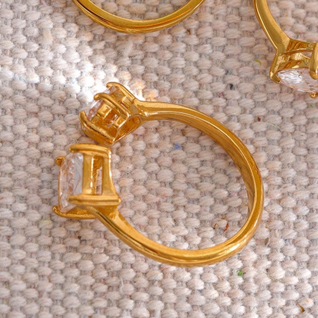 Anillo Zirconia doble