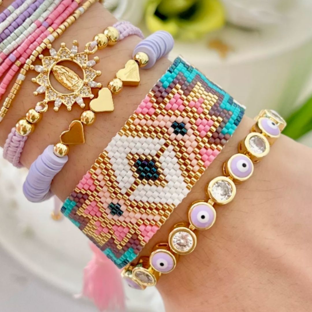 Pulsera tejida multicolor