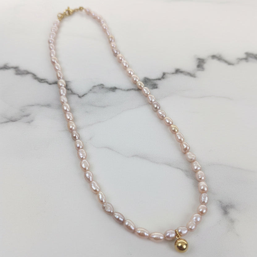 COLLAR PERLA ROSADAS Y LILA