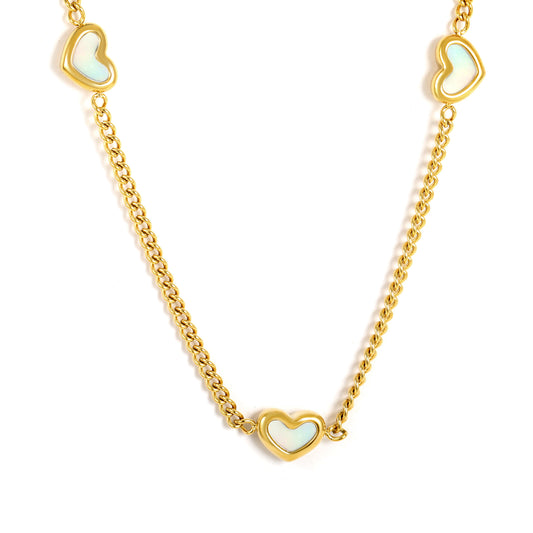 COLLAR TRES CORAZONES MADRE PERLA