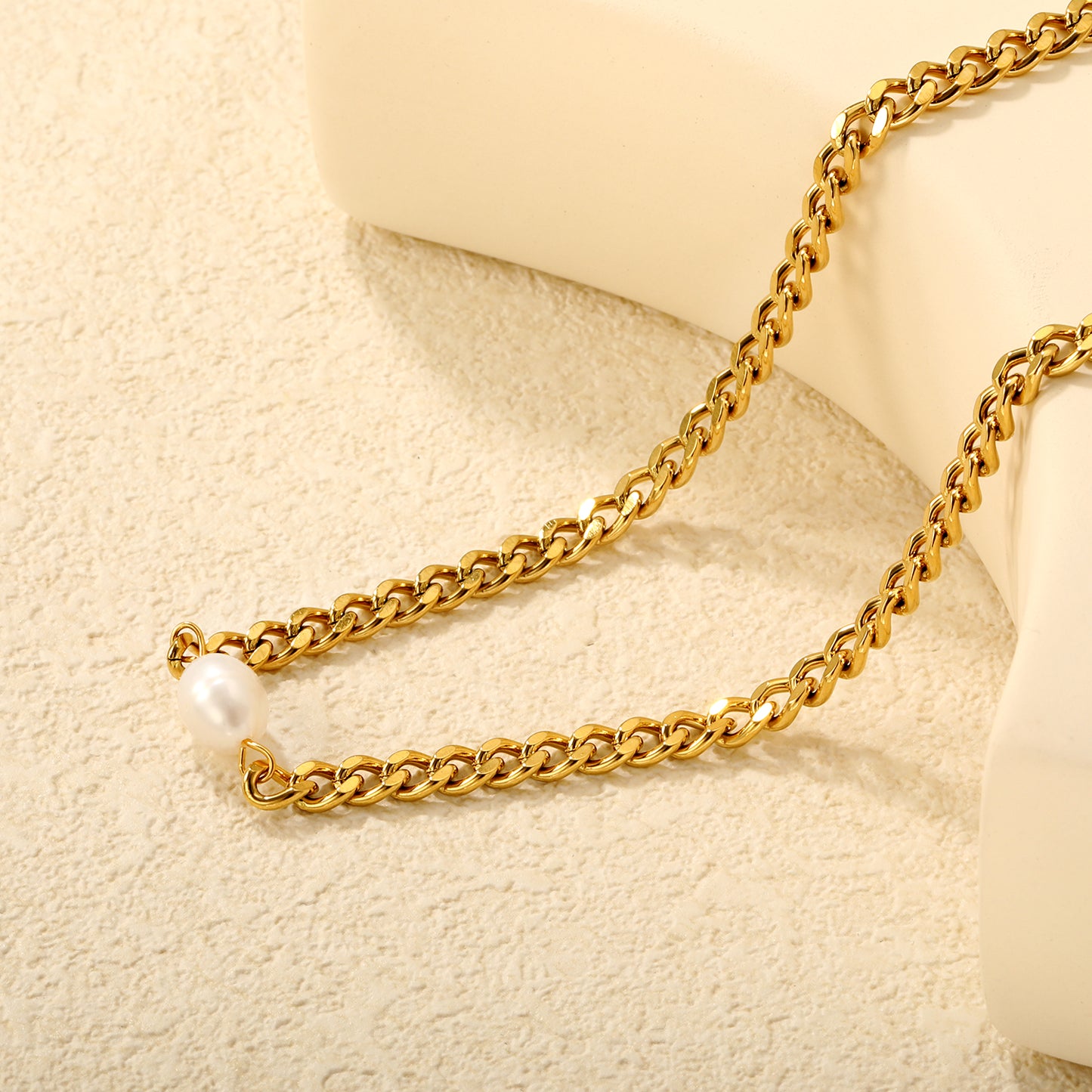COLLAR ESLABON GRUESO UNA PERLA