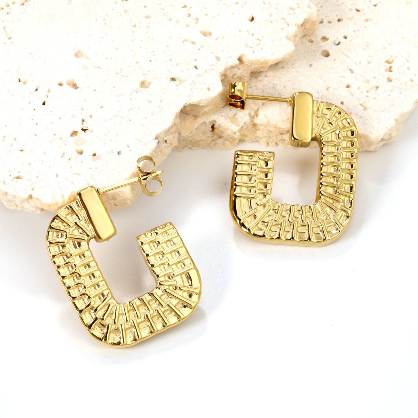 ARETE J