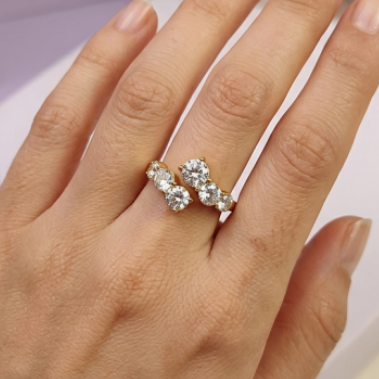 ANILLO 6 ZIRCONIAS REDONDAS