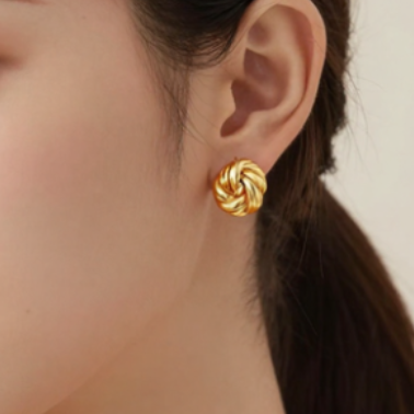 ARETE NUDO ENTRELAZADO DORADO