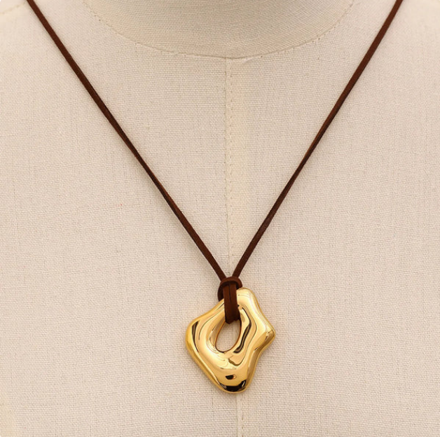 CLL HILO GAMUZA CAFE CHARM ASIMETRICO