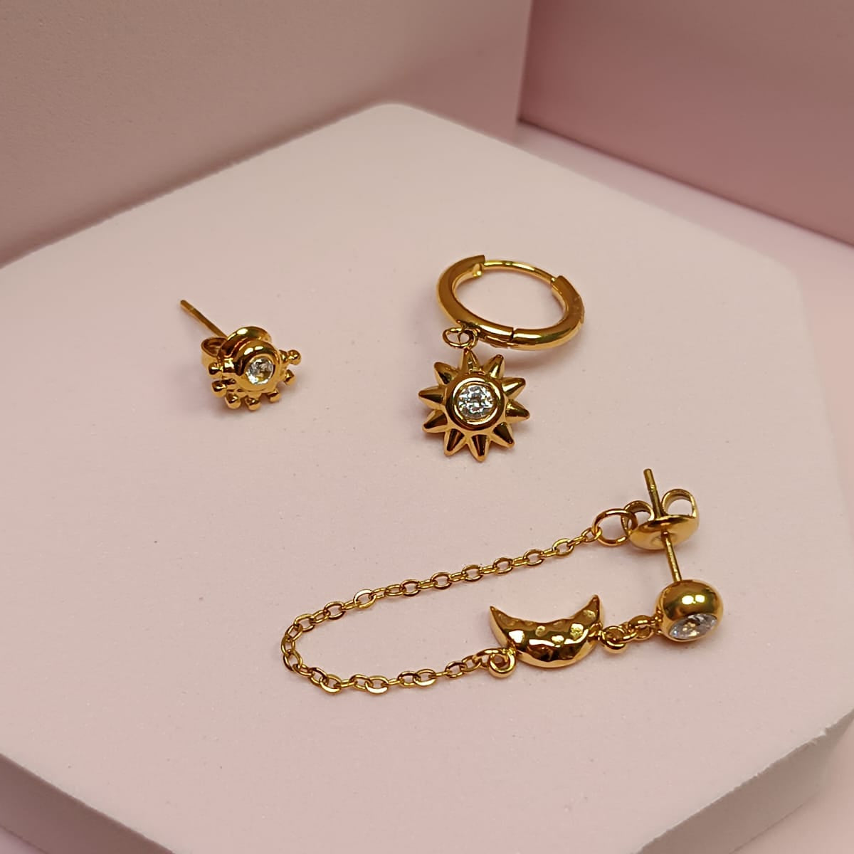 SET 3 ARETES DORADO