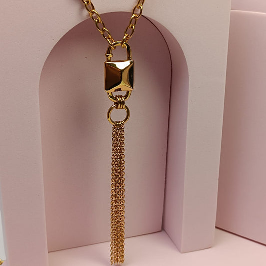 COLLAR LARGO CANDADO FLECOS