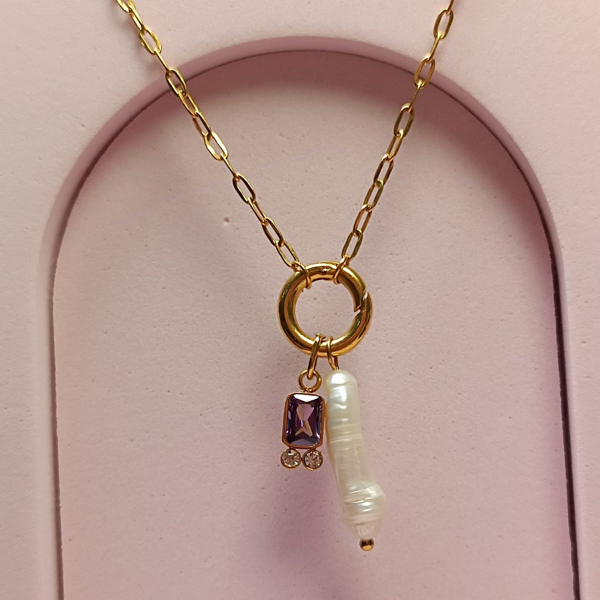 COLLAR PERLA BARROCA/ ZIRCONIA MORADA
