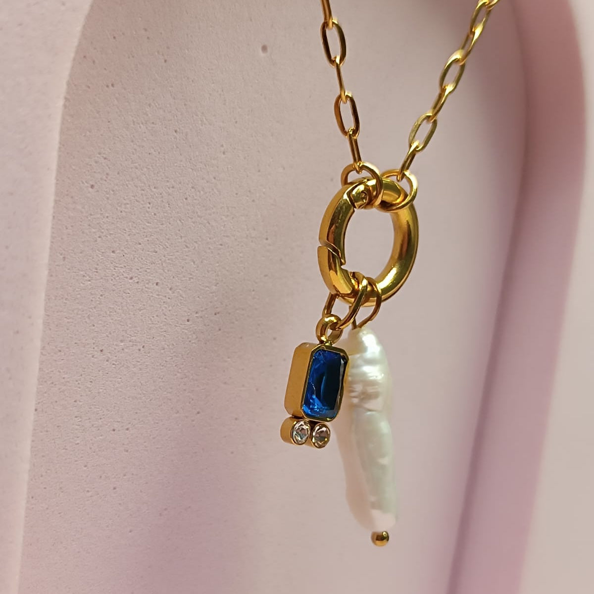 COLLAR PERLA BARROCA ZIRCONIA AZUL