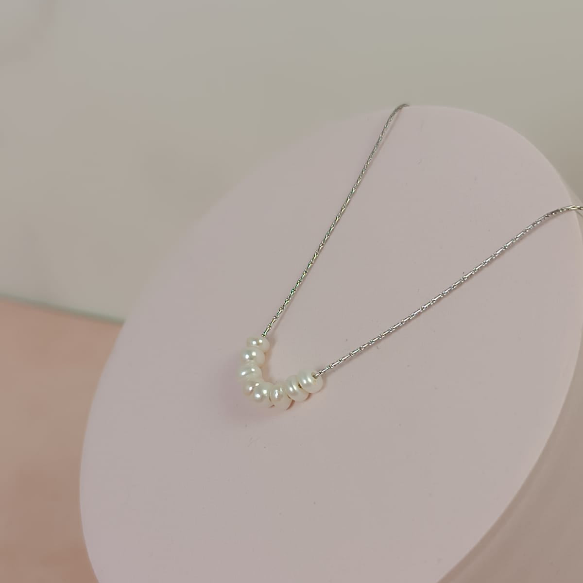 COLLAR HILO MINI PERLAS PLATEADO