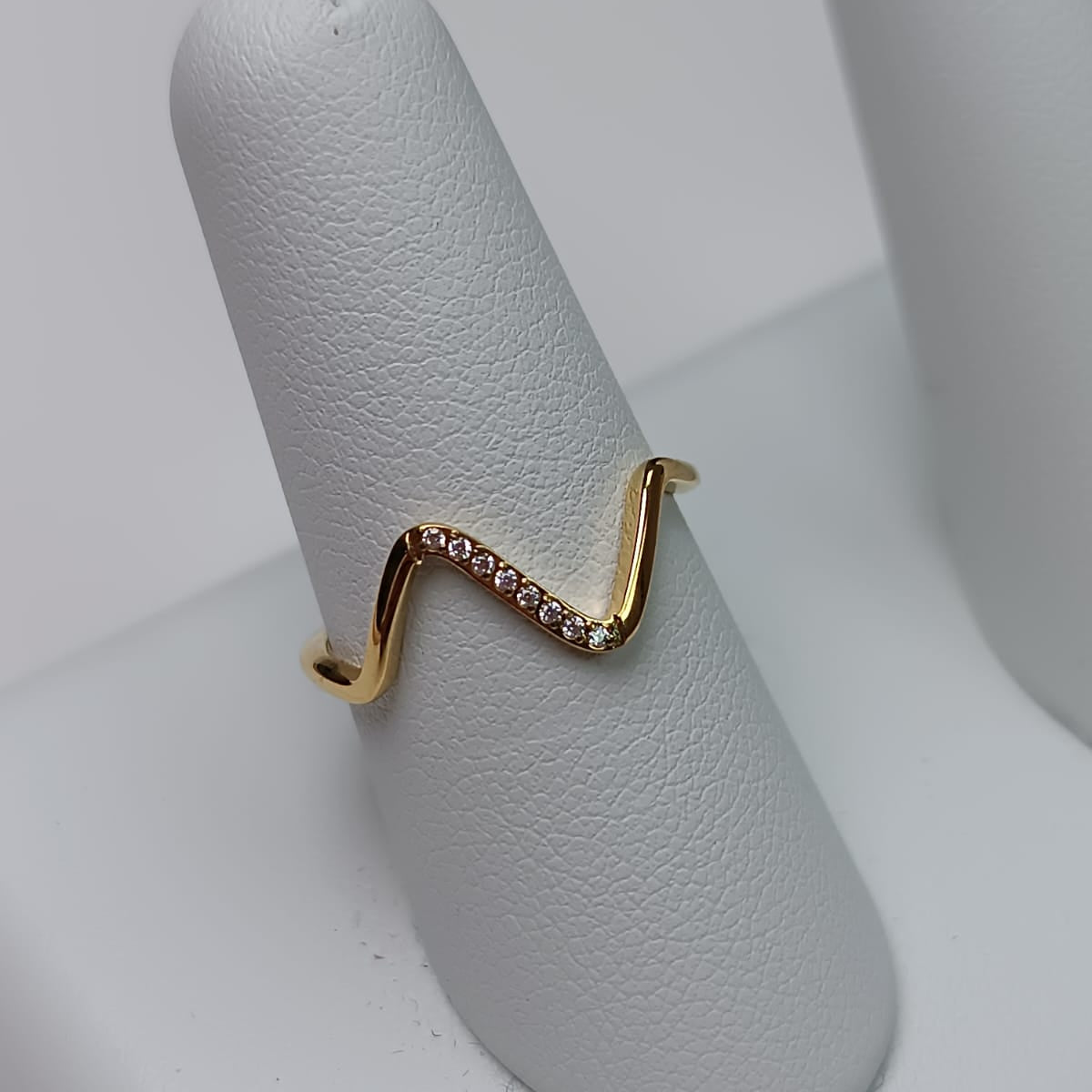 ANILLO V LINEA ZIRCONIA DD
