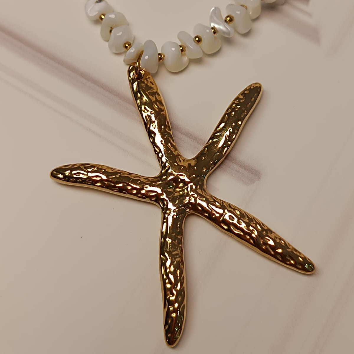 COLLAR ESTRELLA DELGADA CHIPS