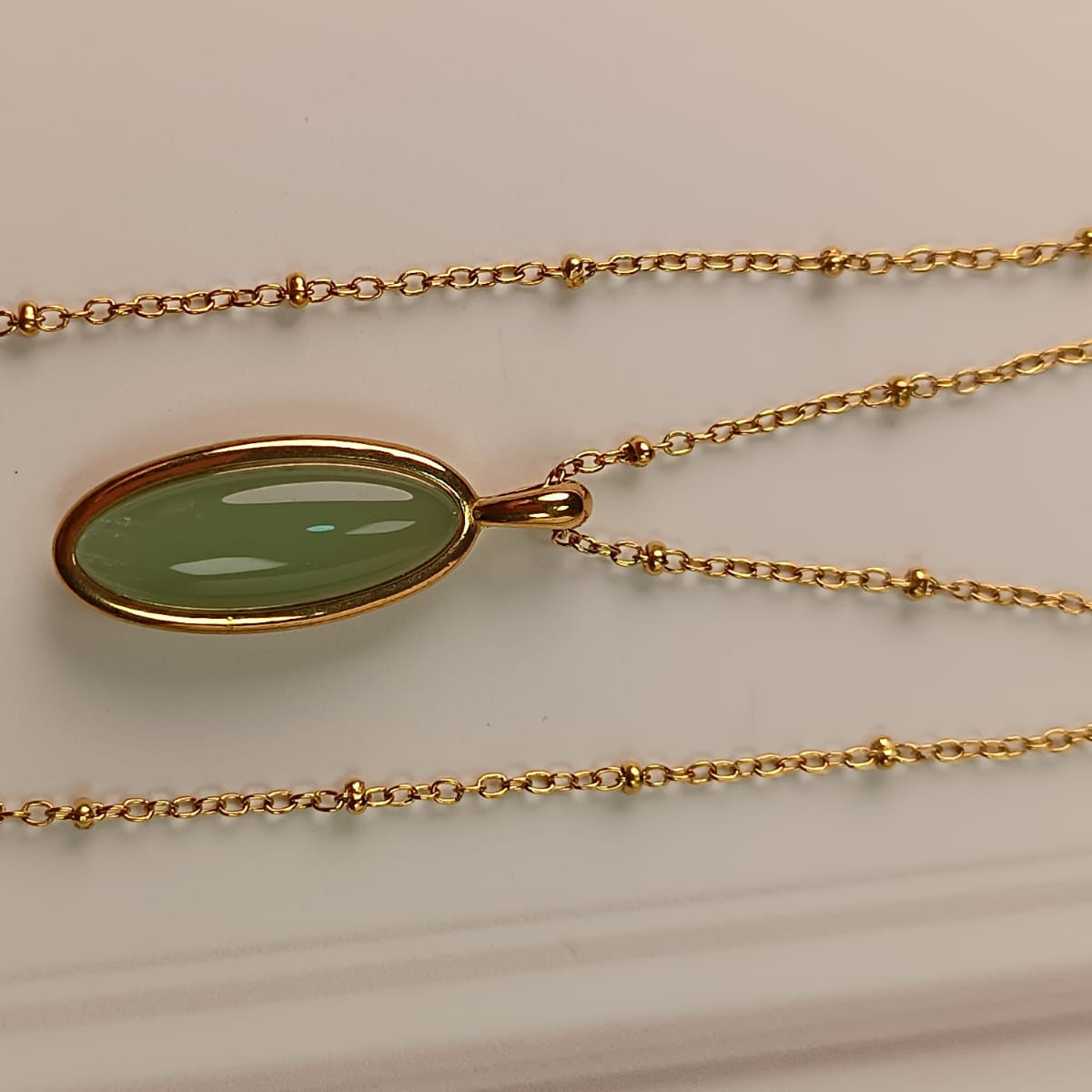 COLLAR PIEDRA VERDE ALARGADA