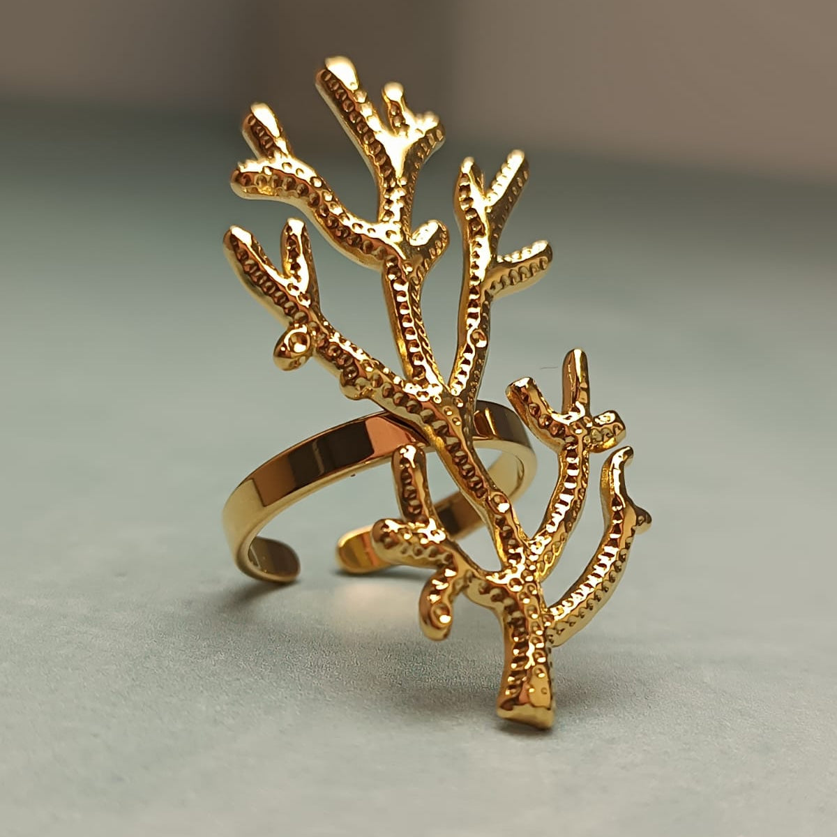 ANILLO CORAL GRANDE